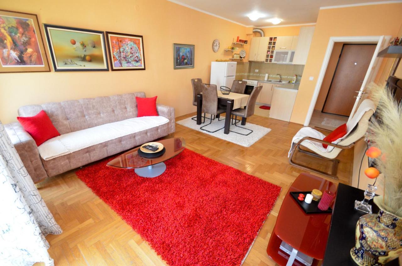 Tea Lux Apartment Kotor Eksteriør billede