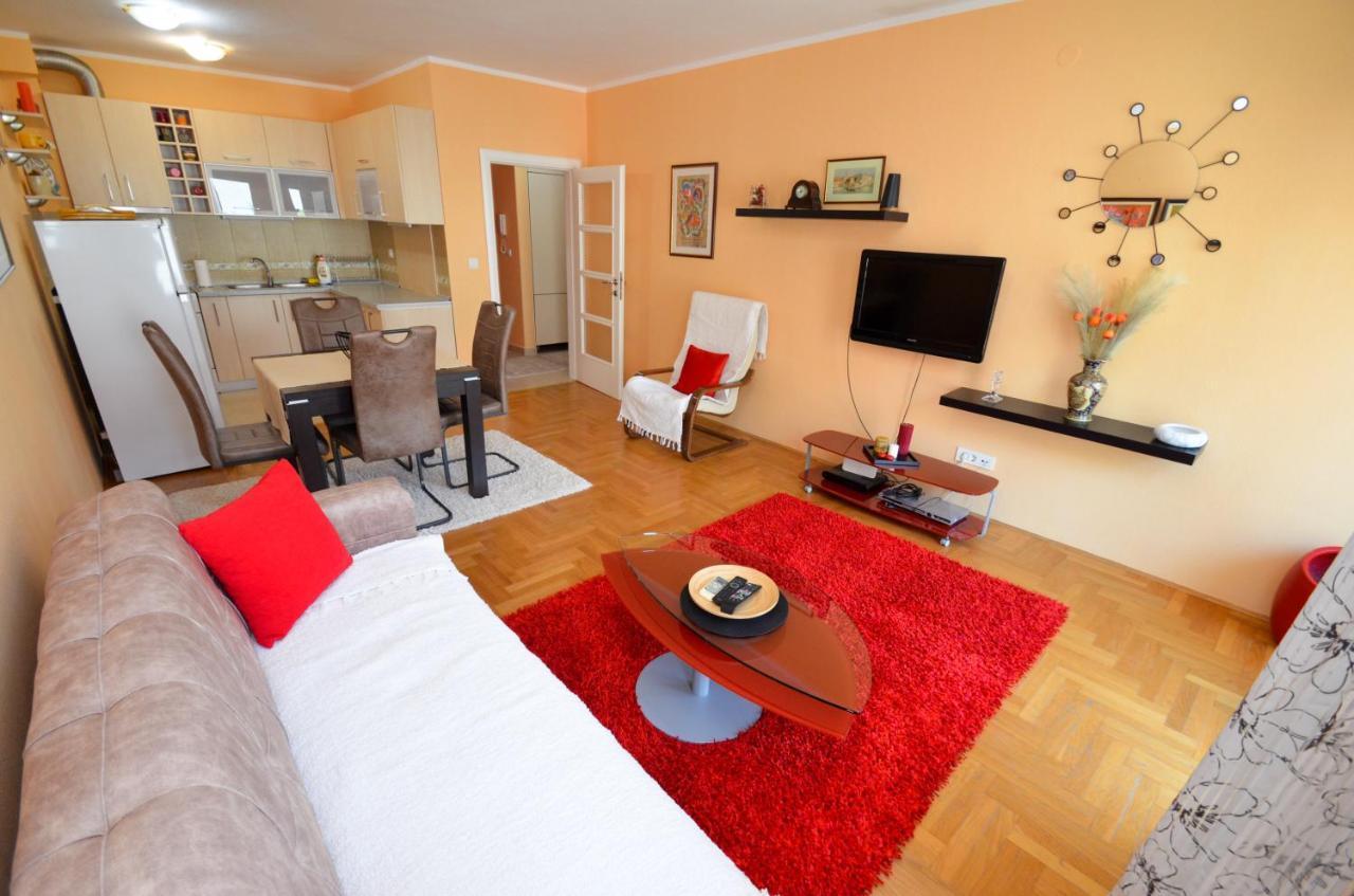 Tea Lux Apartment Kotor Eksteriør billede